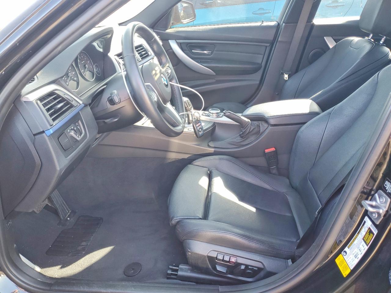 2014 BMW 335 I - zdjęcie 7