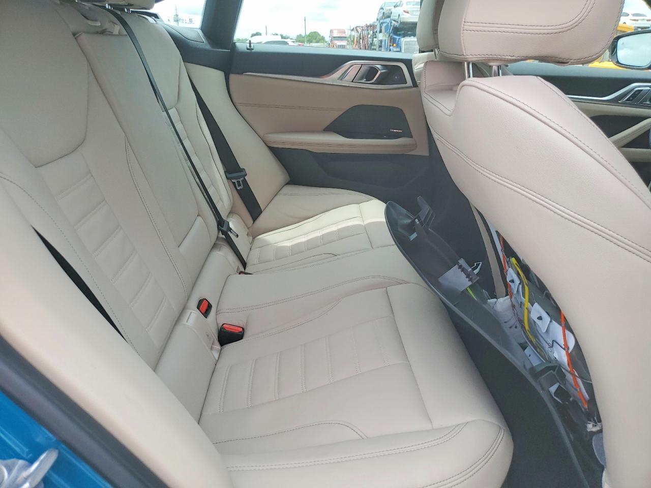 2025 BMW 430Xi Gran Coupe - zdjęcie 10