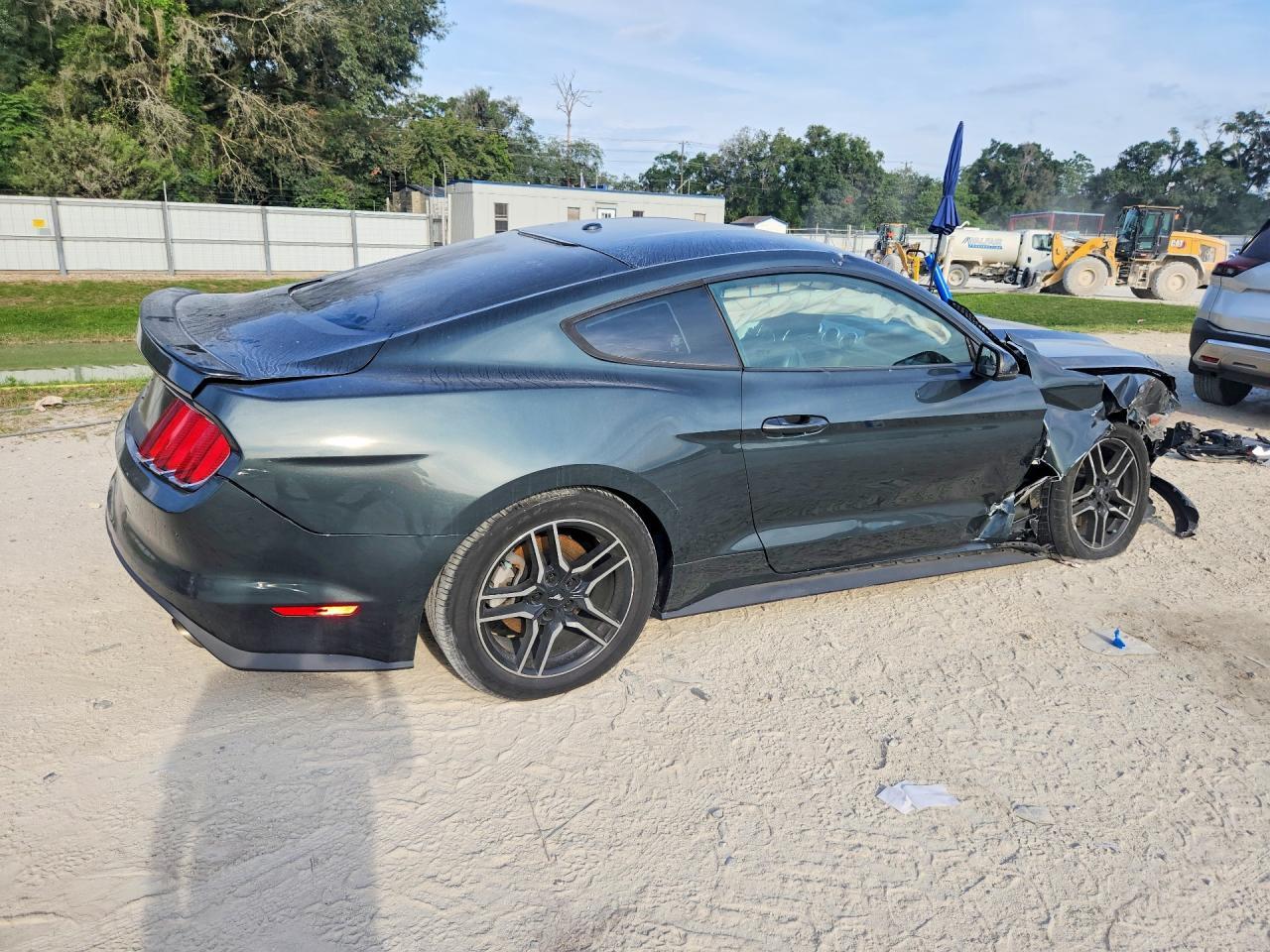 2015 Ford Mustang - zdjęcie 3