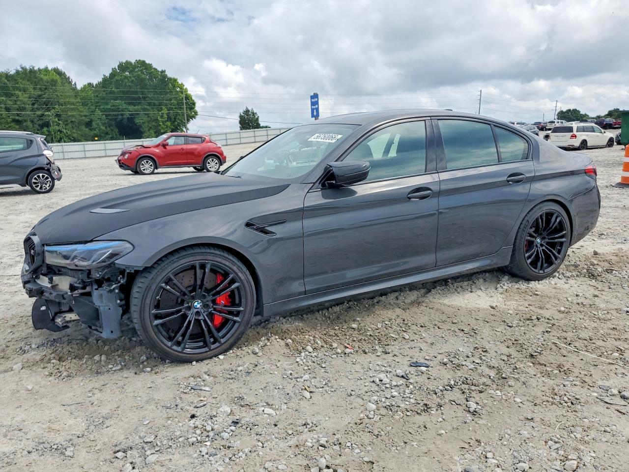 2021 BMW M5 - zdjęcie główne
