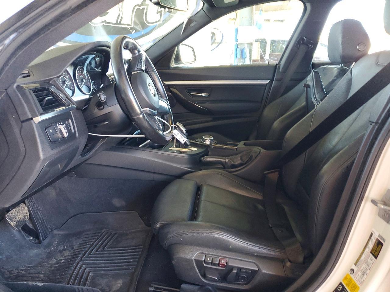 2015 BMW Seria 3 328i - zdjęcie 7