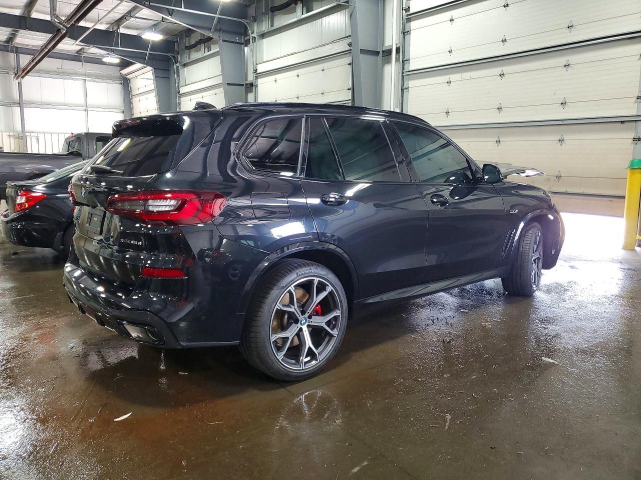 2023 BMW X5 xDrive45E - zdjęcie 3
