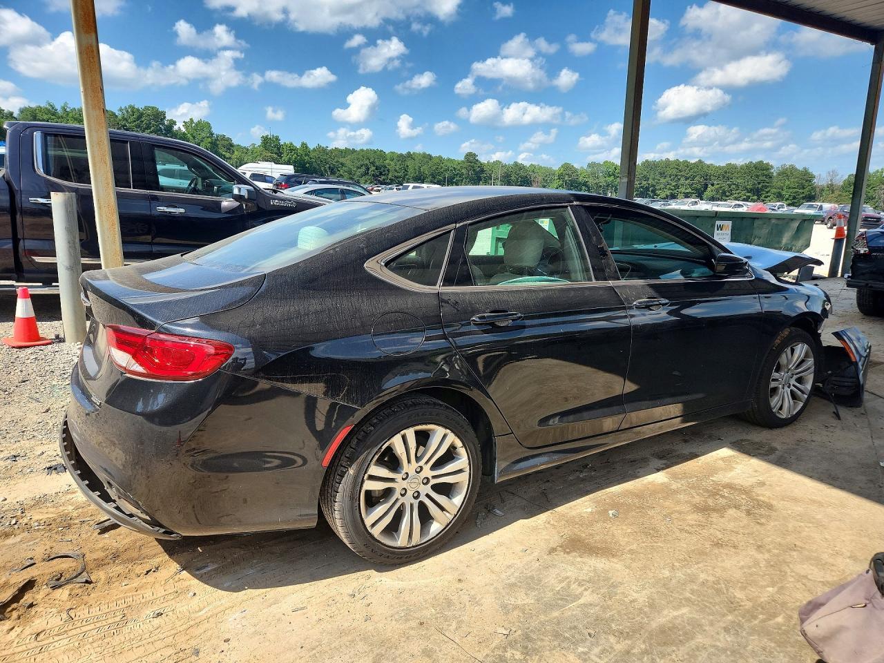 2016 Chrysler 200 Limited - zdjęcie 3