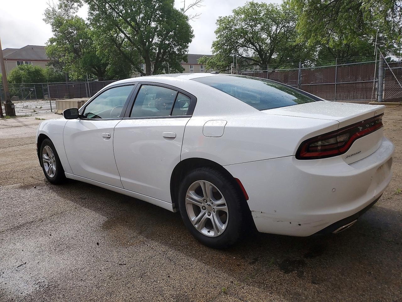 2022 Dodge Charger Sxt - zdjęcie 2
