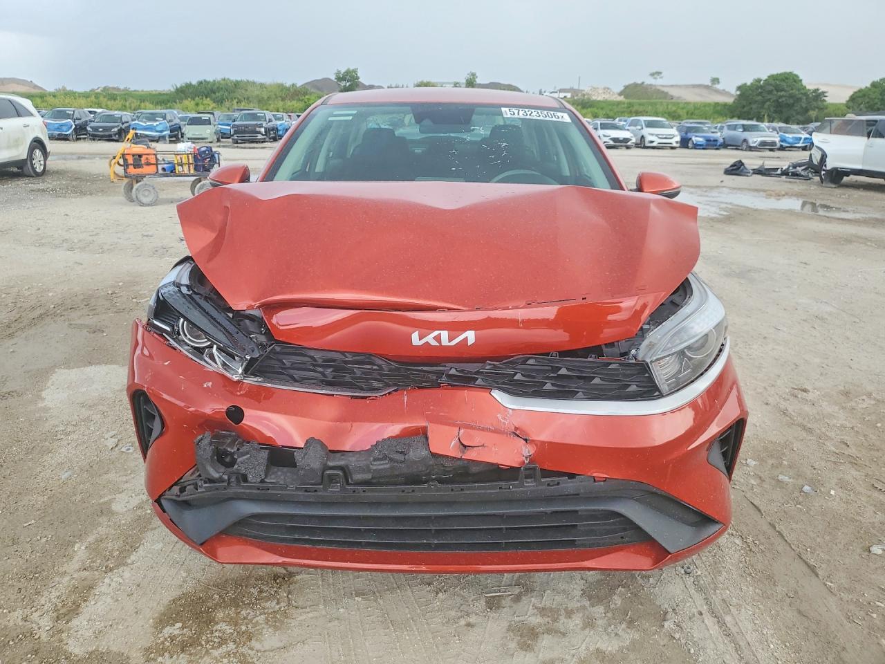 2023 Kia Forte Lxs - zdjęcie 5