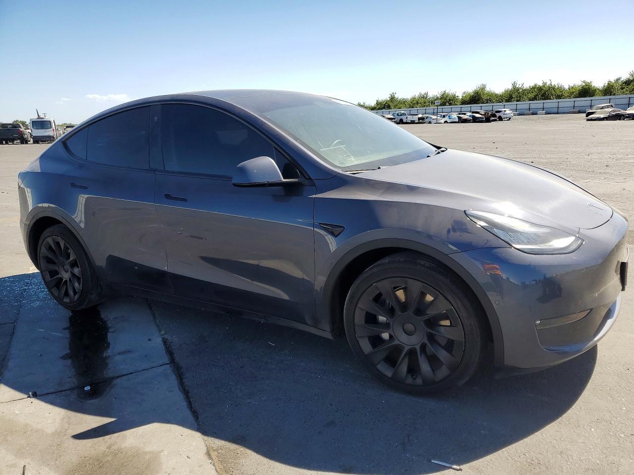 2022 Tesla Model Y - zdjęcie 4