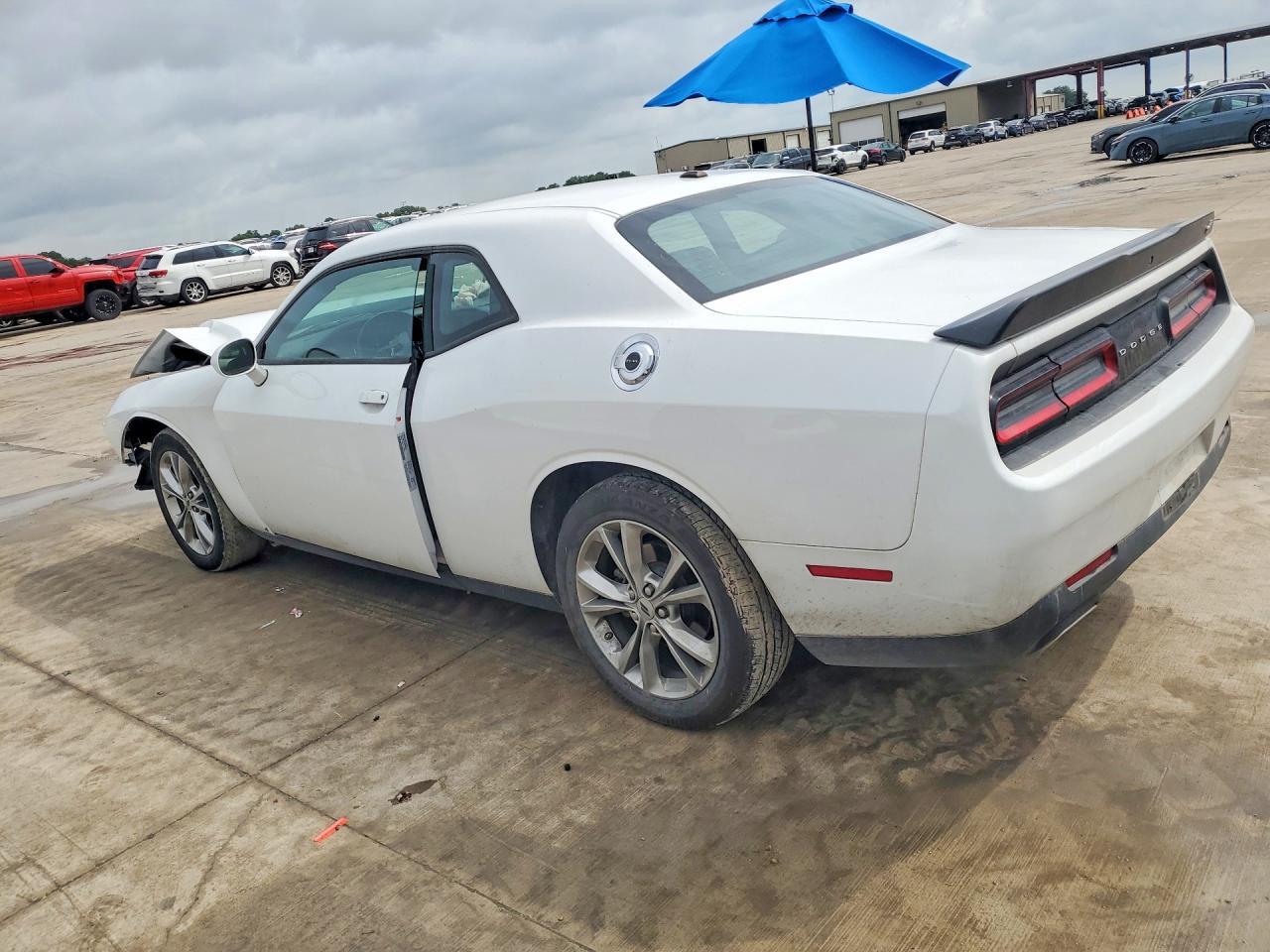 2023 Dodge Challenger Sxt - zdjęcie 2