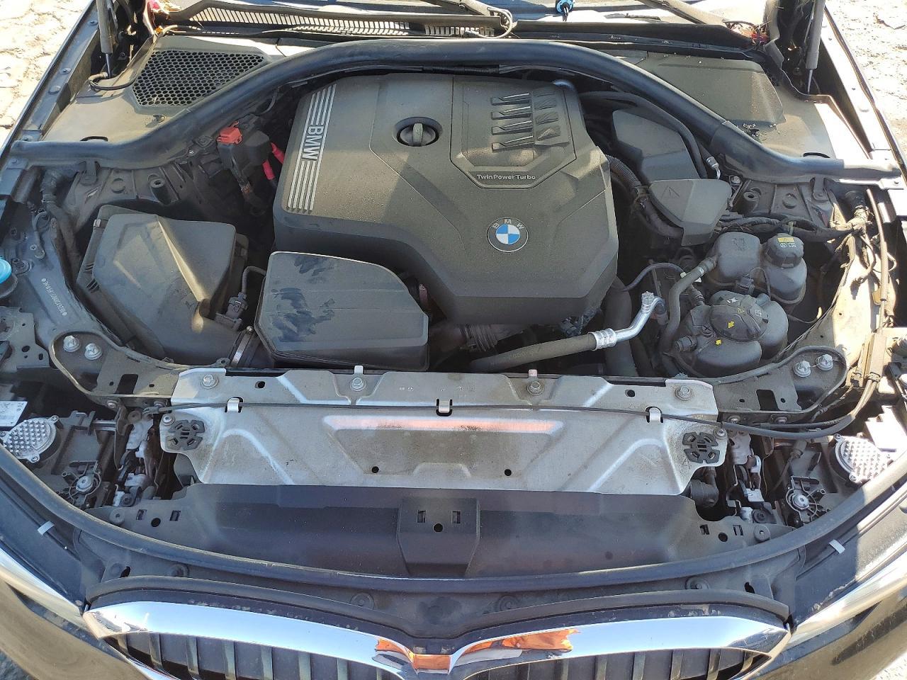2022 BMW 330I - zdjęcie 11