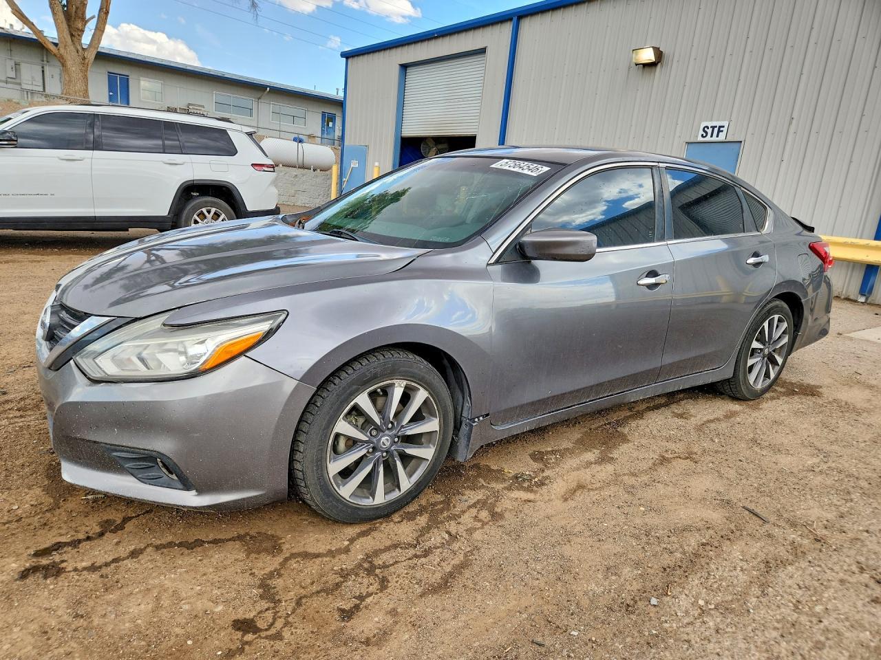 2017 Nissan Altima 2.5 Sv - zdjęcie główne