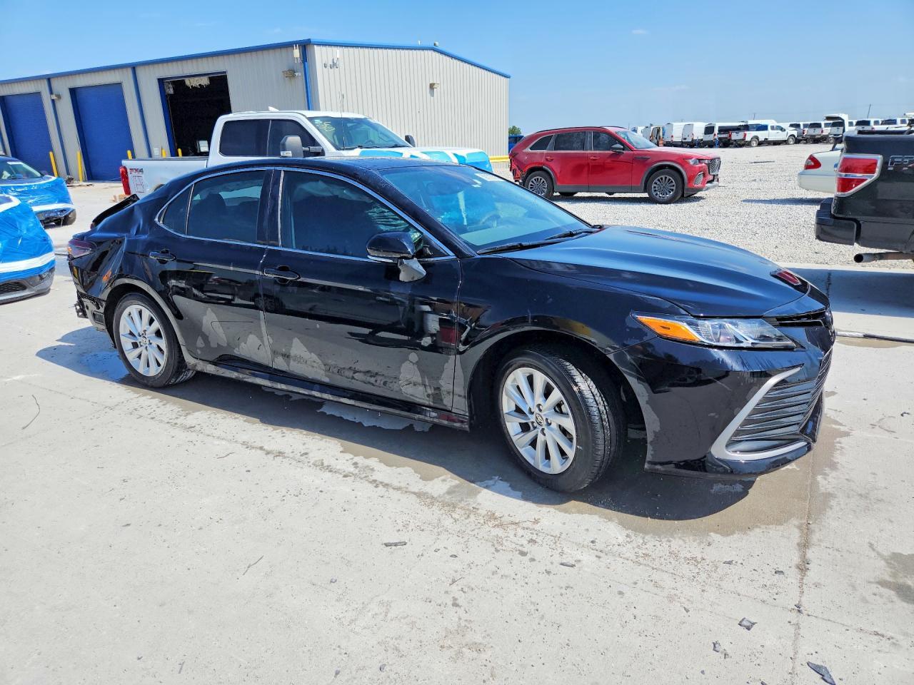 2024 Toyota Camry Le - zdjęcie 4