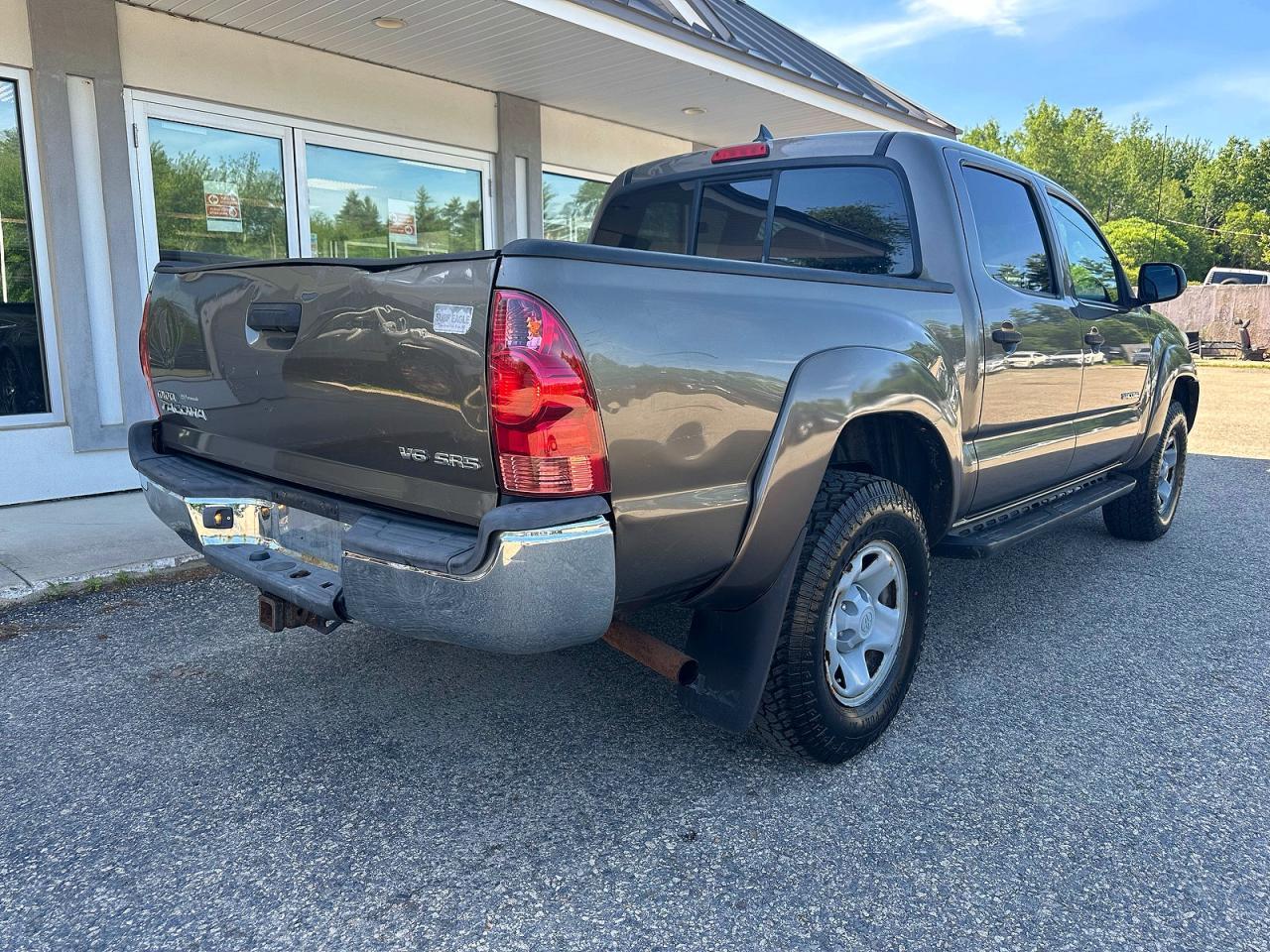 2014 Toyota Tacoma Base V6 - zdjęcie 4