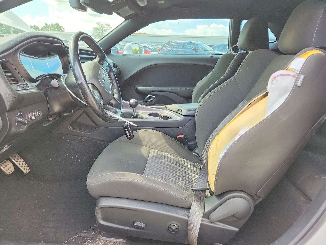 2019 Dodge Challenger R - zdjęcie 7