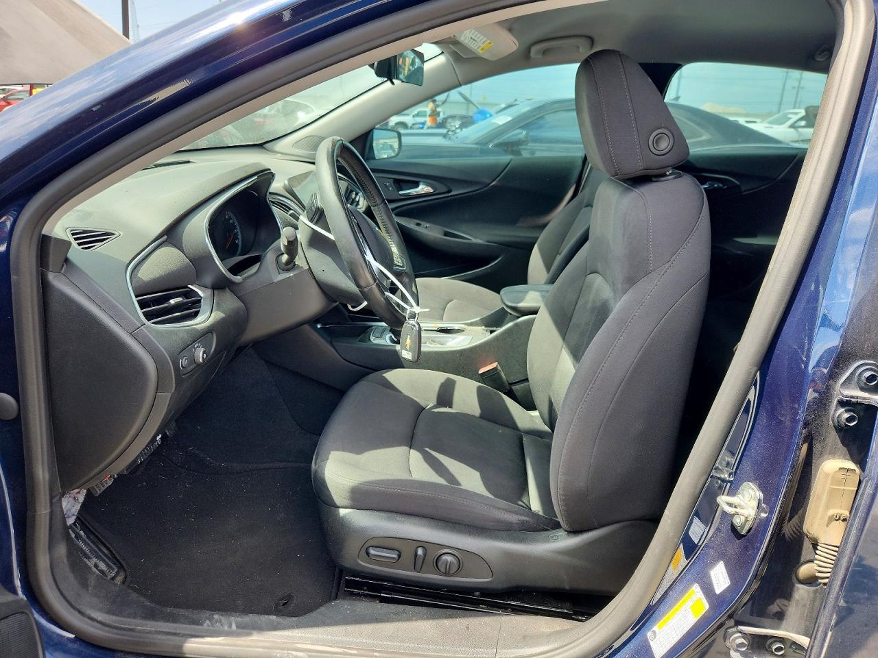 2021 Chevrolet Malibu Lt - zdjęcie 7
