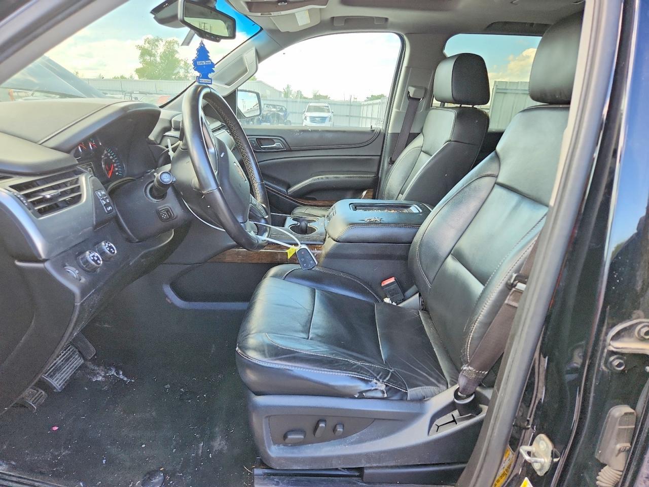 2015 Chevrolet Suburban K1500 Lt - zdjęcie 7