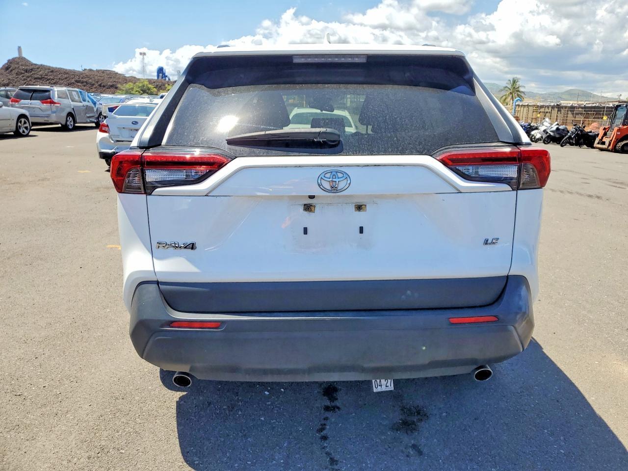 2019 Toyota Rav4 Le - zdjęcie 6