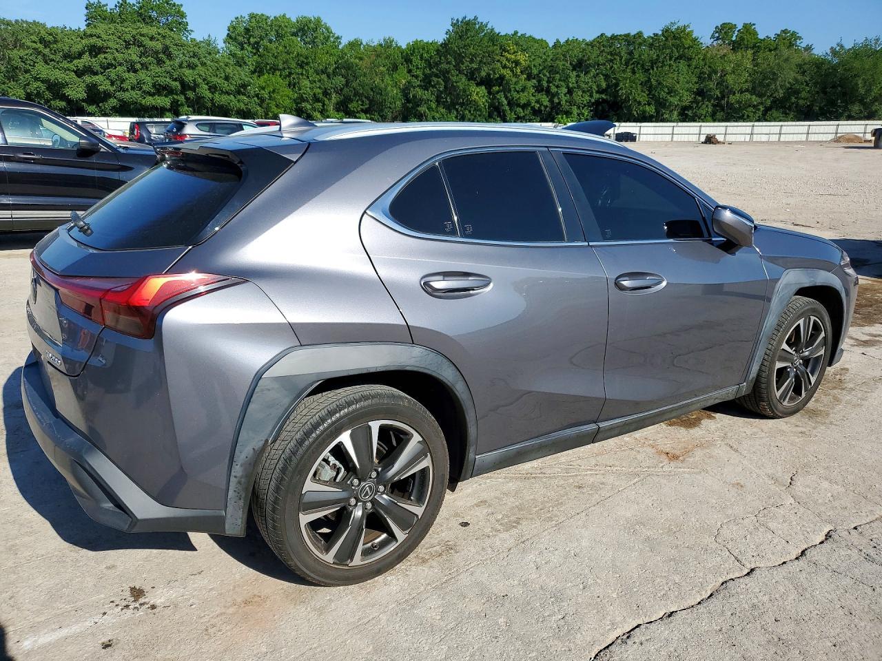 2019 Lexus Ux 200 - zdjęcie 3