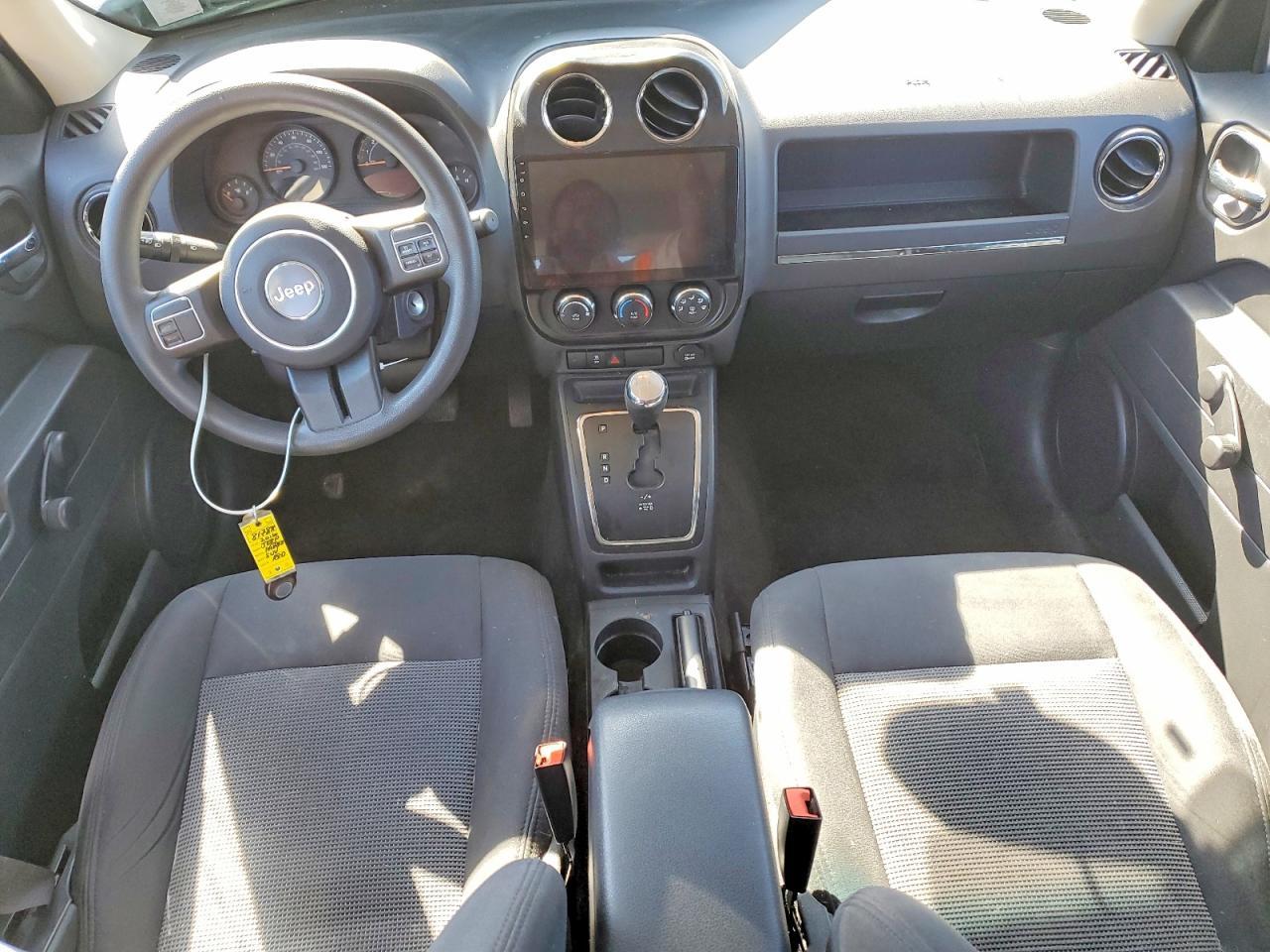 2016 Jeep Patriot - zdjęcie 8