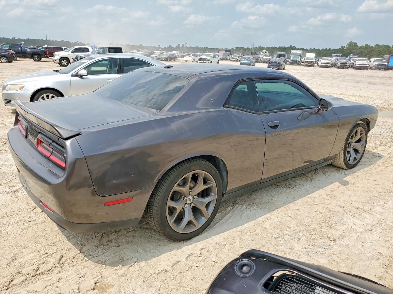 2017 Dodge Challenger Sxt - zdjęcie 3