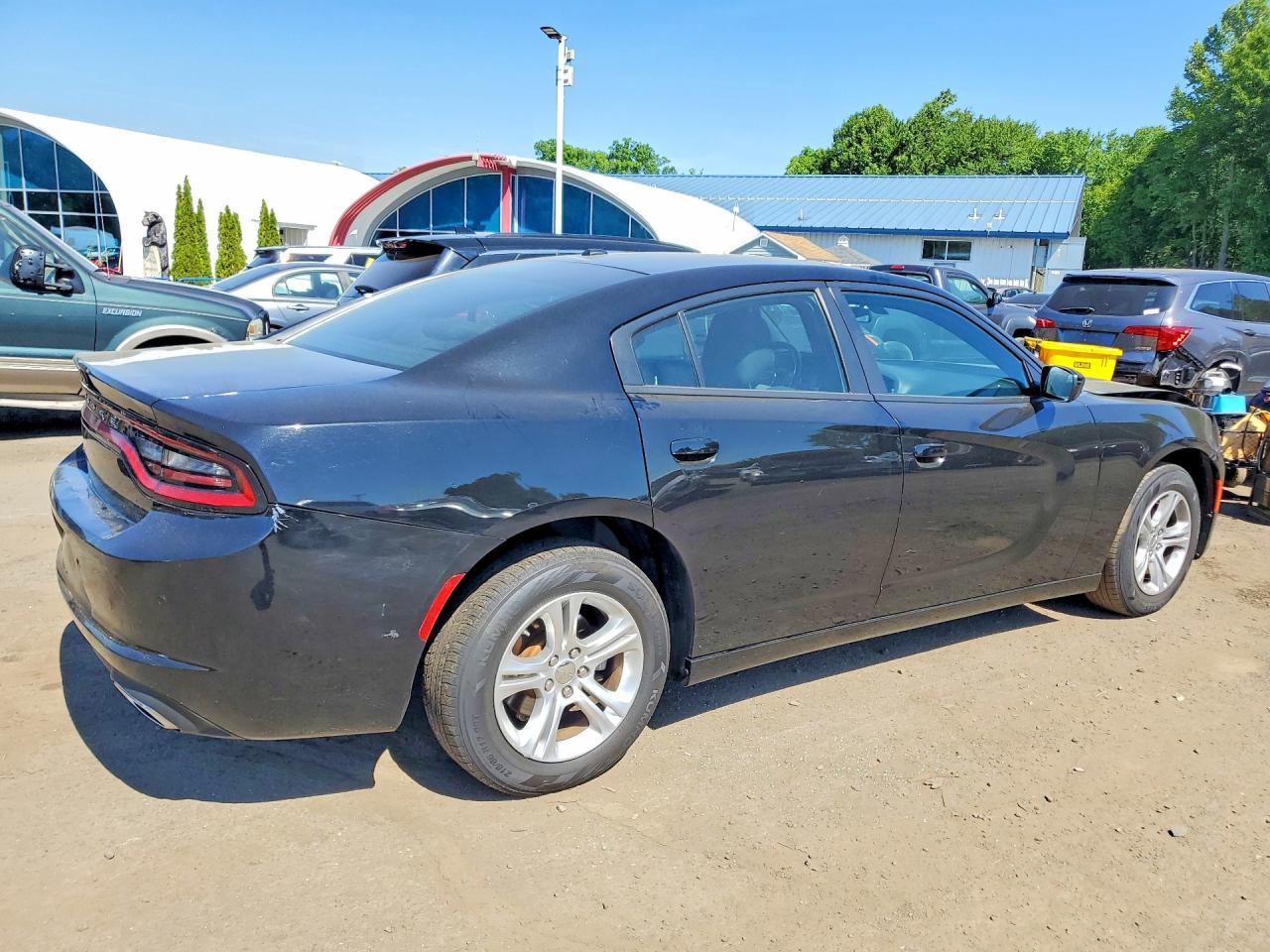 2022 Dodge Charger Sxt - zdjęcie 3