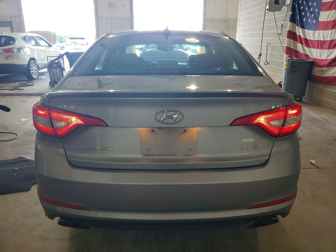 2017 Hyundai Sonata Sport - zdjęcie 6