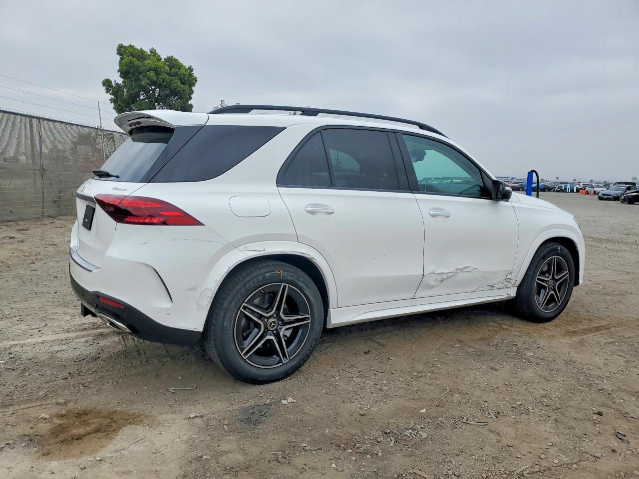 2026 Mercedes-Benz Gle 350 4Matic - zdjęcie 3