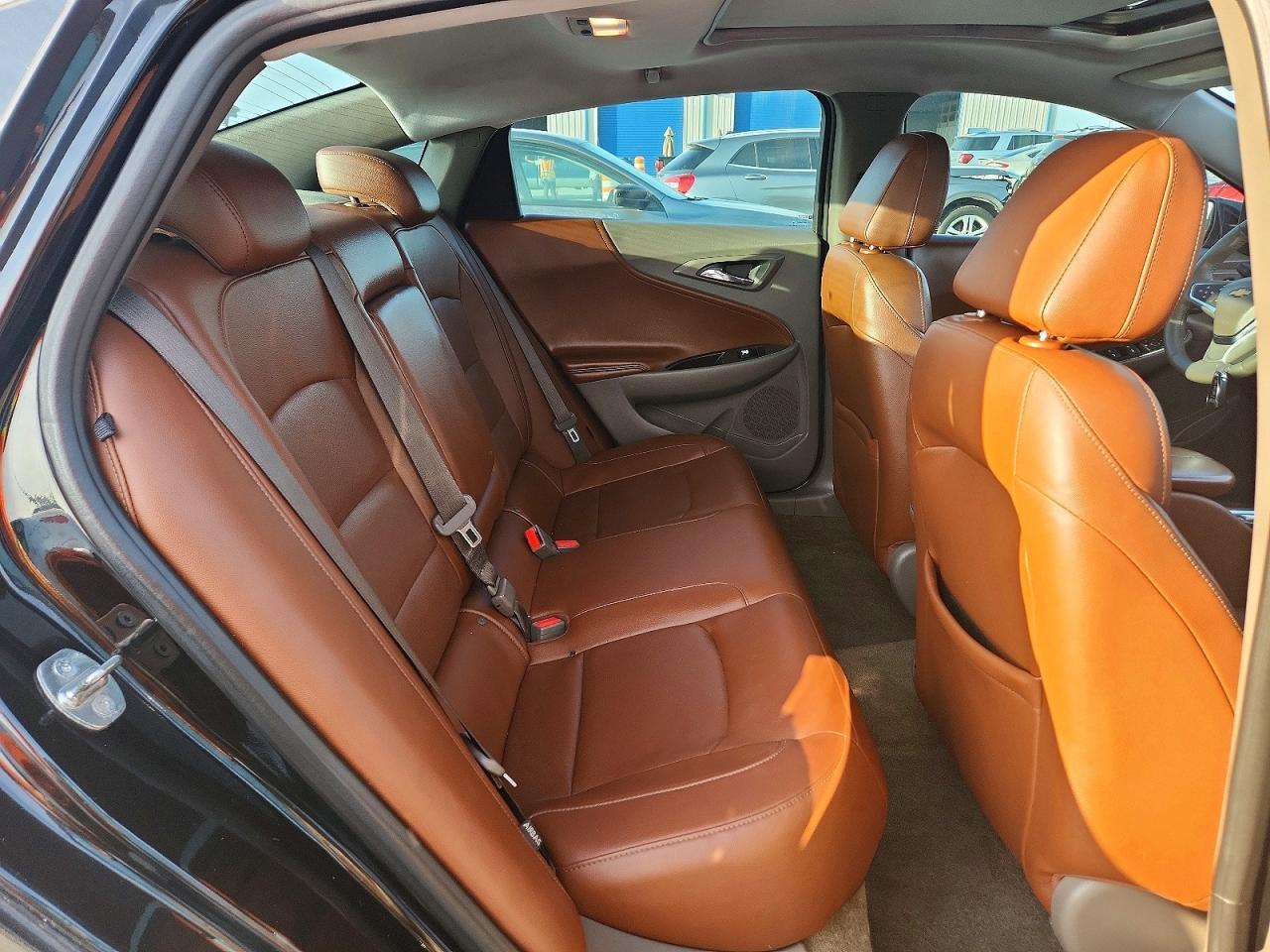 2017 Chevrolet Malibu Premier - zdjęcie 11