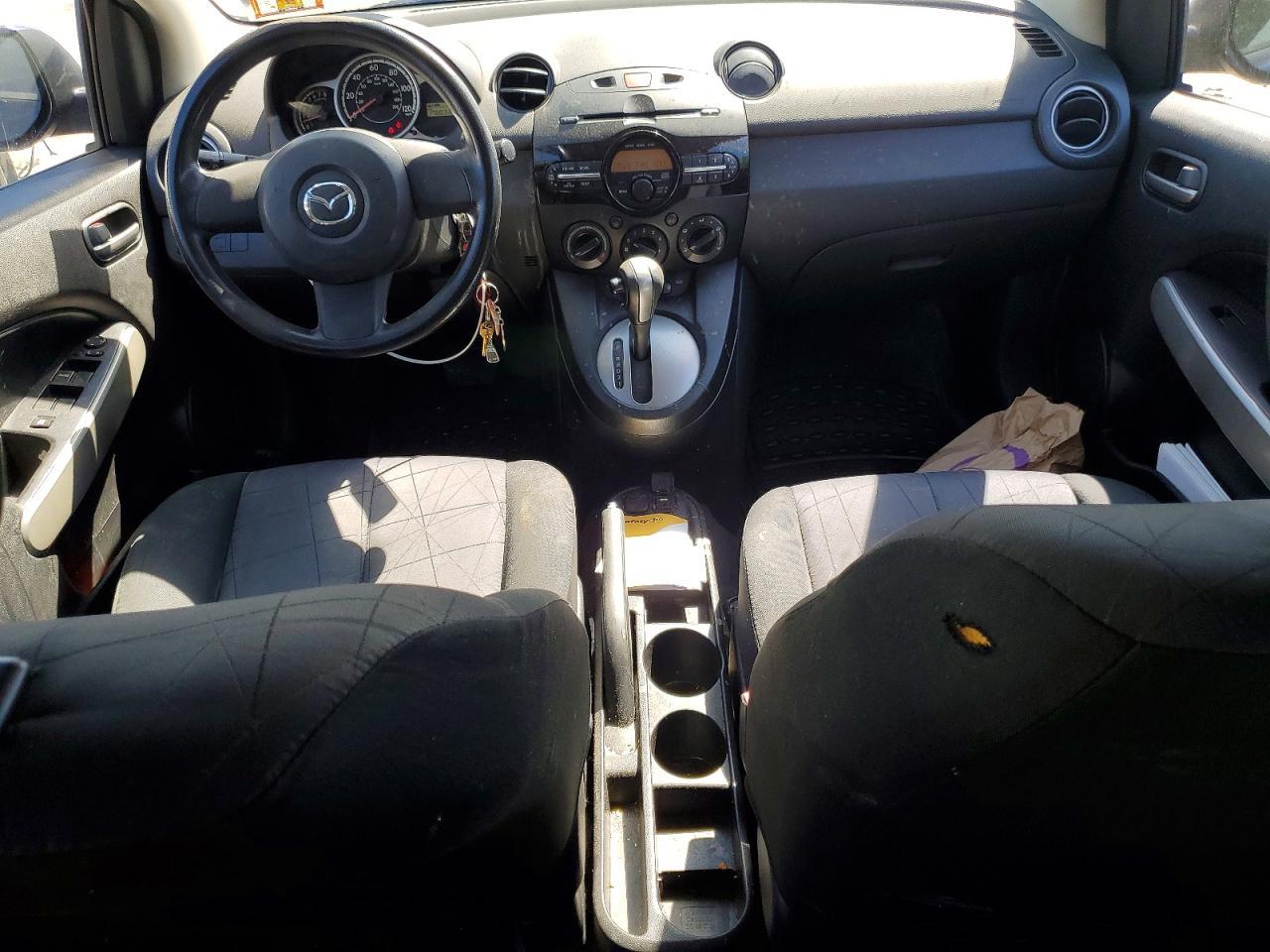2014 Mazda Mazda2 Sport - zdjęcie 8