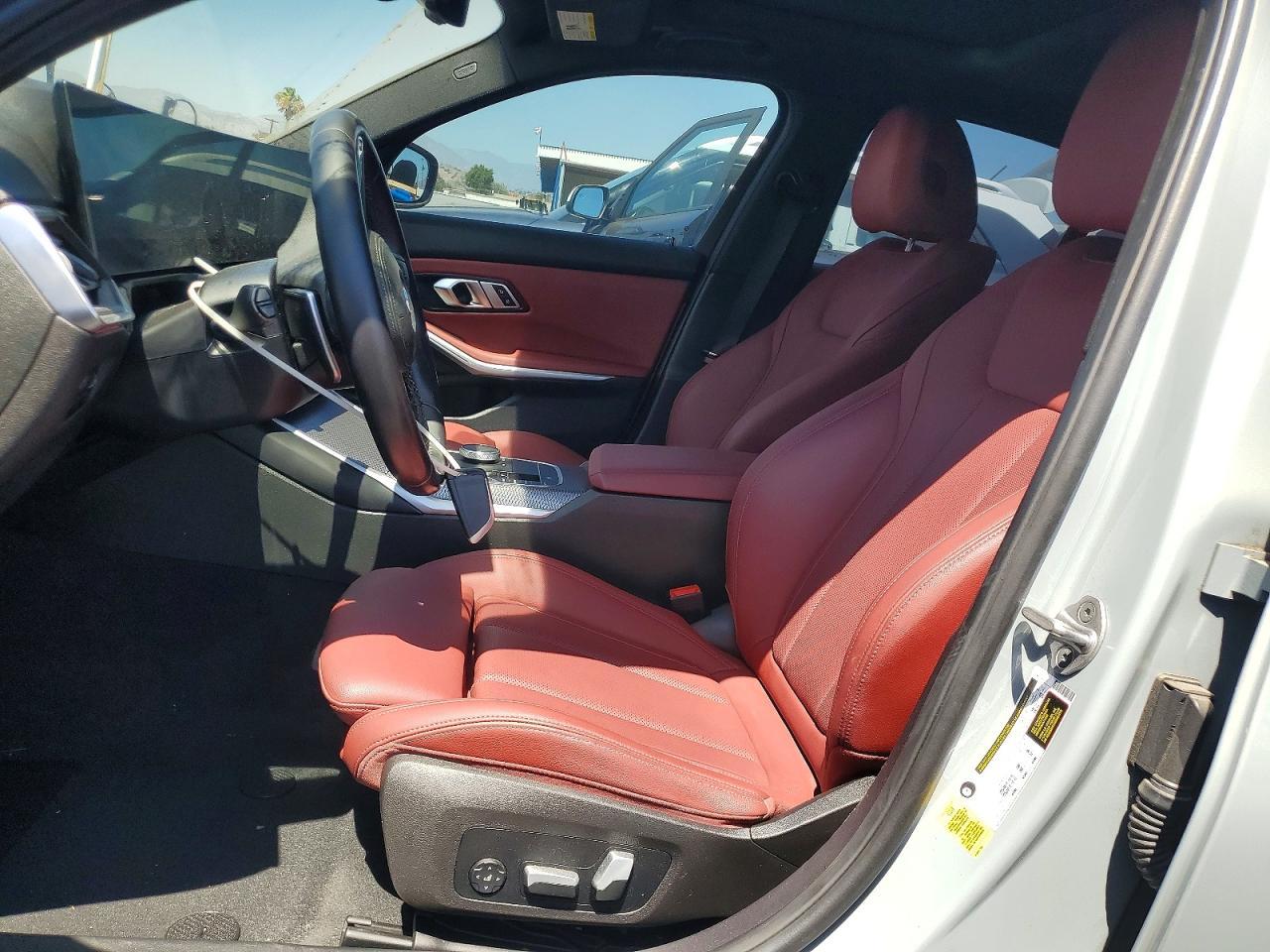 2023 BMW 330I - zdjęcie 7