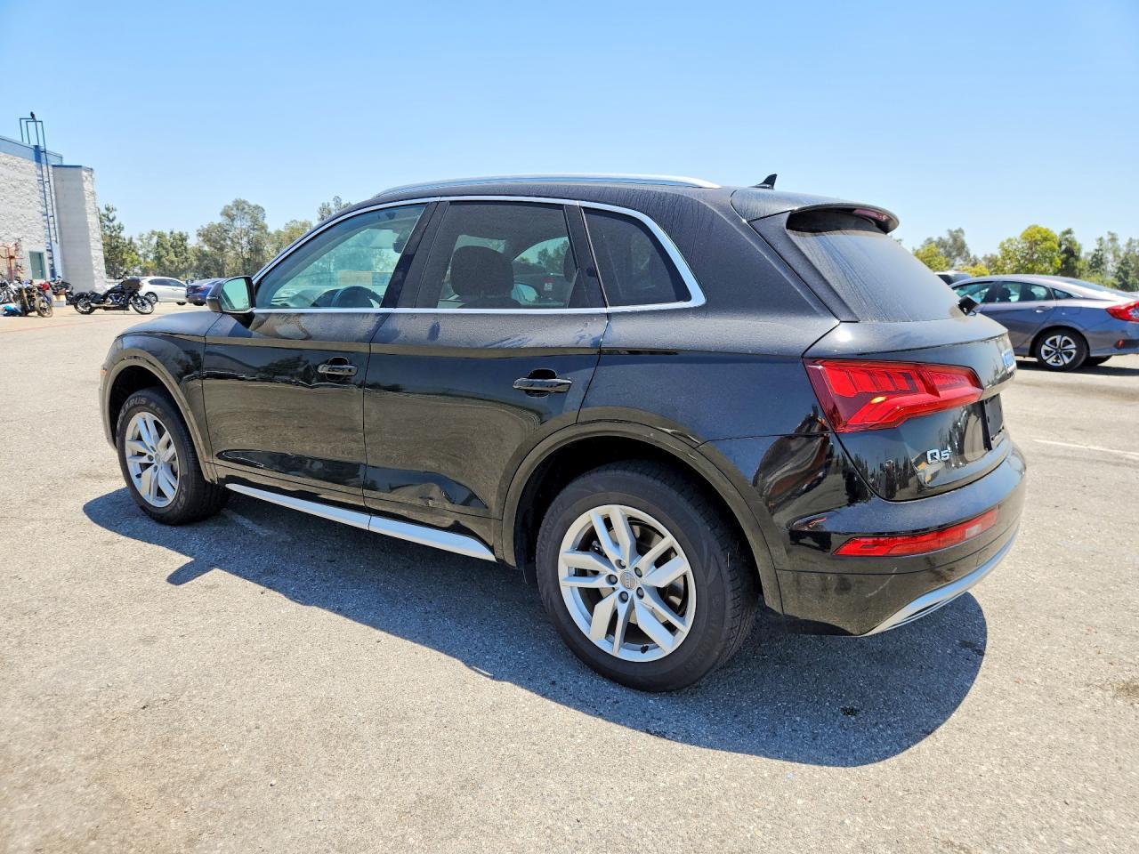 2020 Audi Q5 Premium - zdjęcie 2