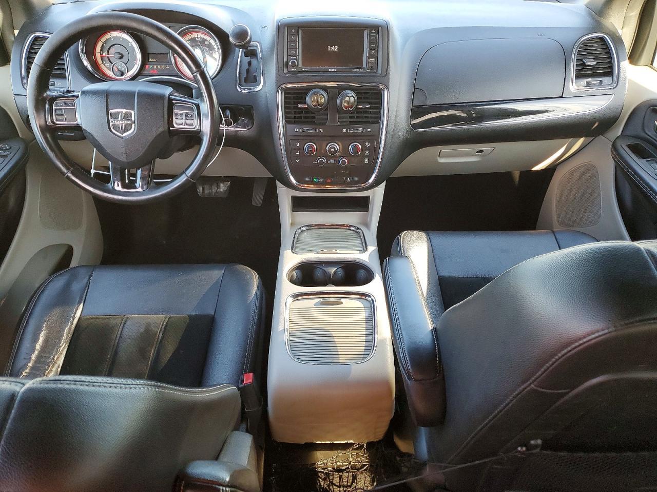 2017 Dodge Grand Caravan Sxt - zdjęcie 8