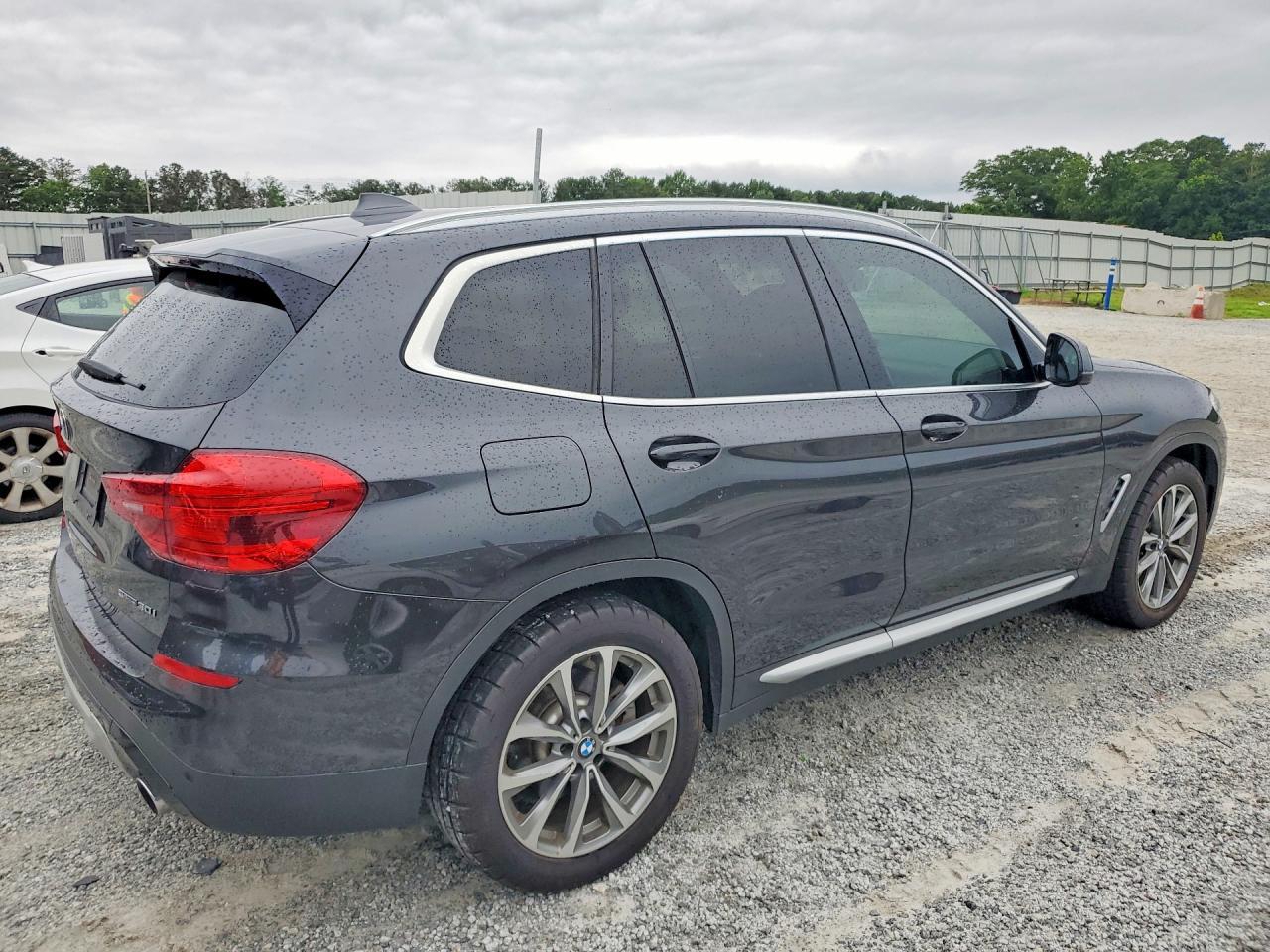 2019 BMW X3 Sdrive30I - zdjęcie 3