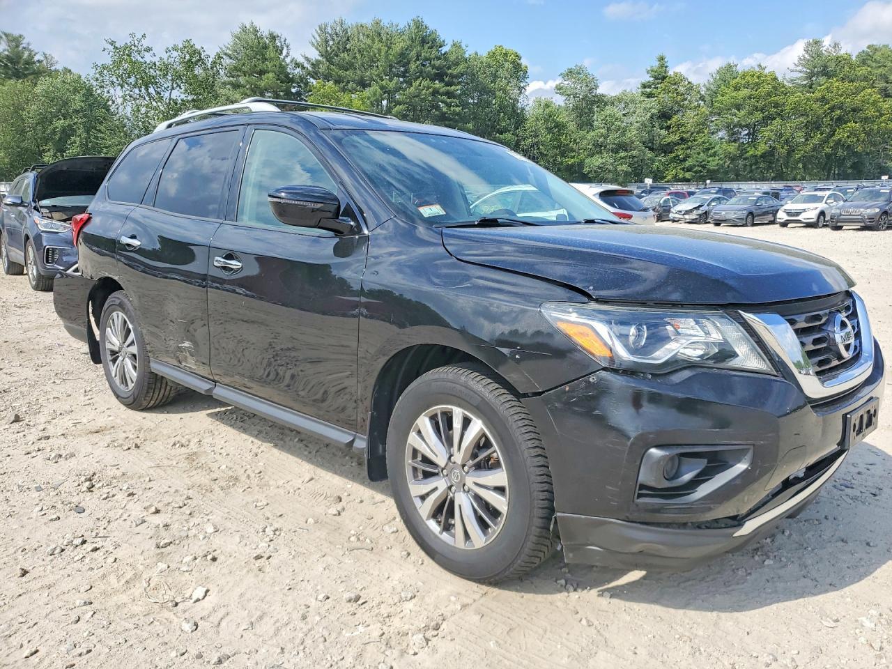 2019 Nissan Pathfinder S - zdjęcie 4
