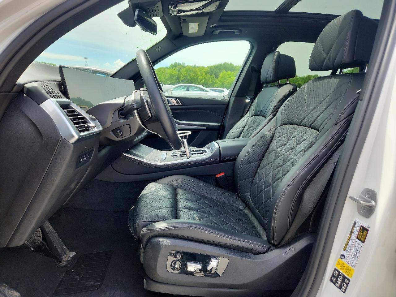 2024 BMW X5 xDrive40I - zdjęcie 7
