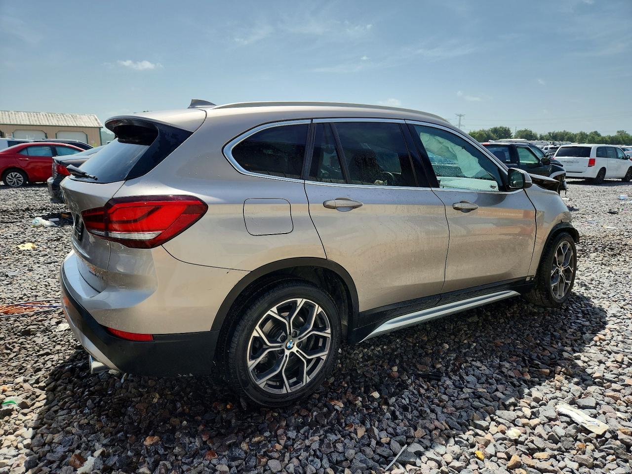 2021 BMW X1 Sdrive28I - zdjęcie 3
