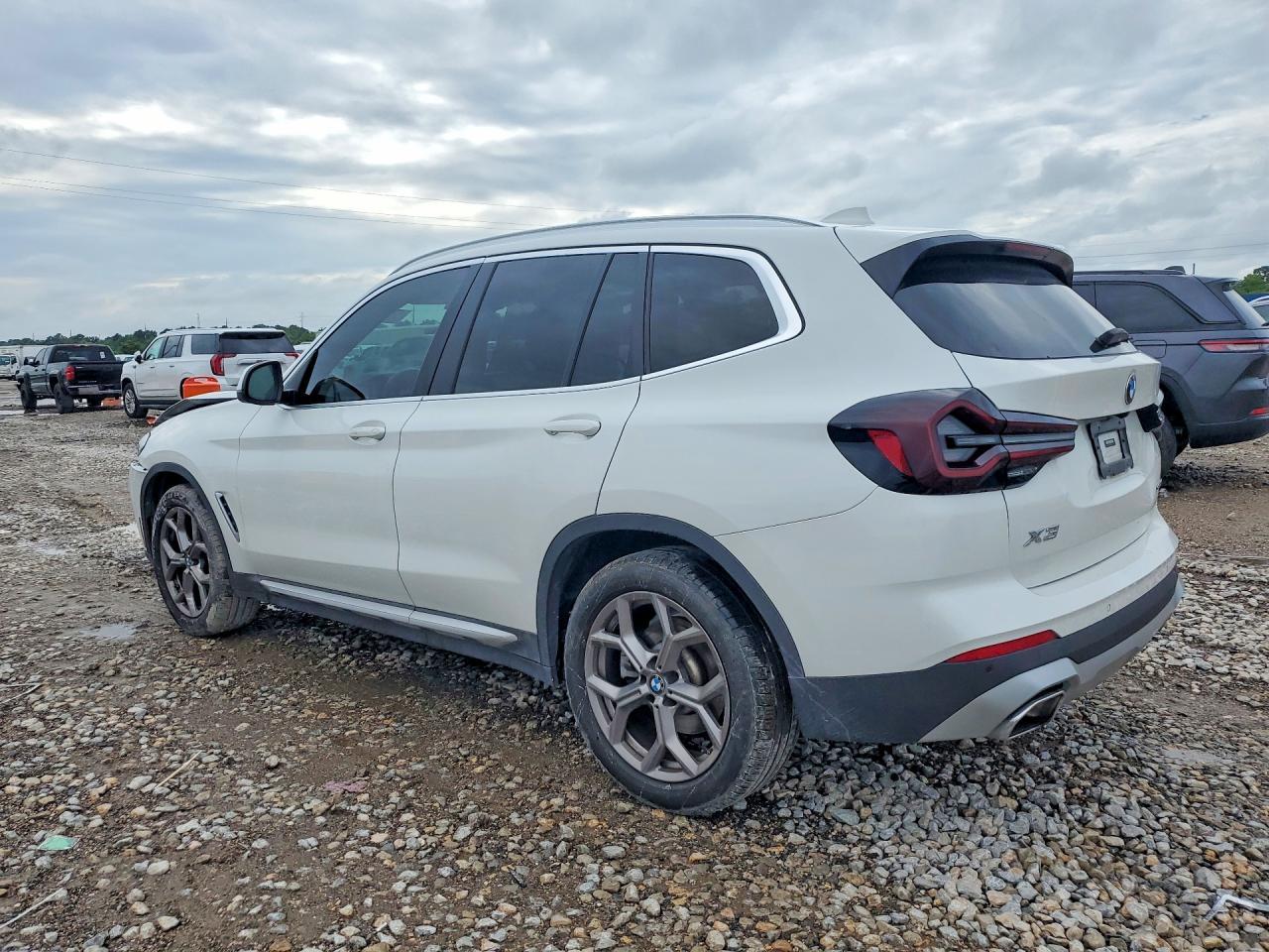 2022 BMW X3 Sdrive30I - zdjęcie 2
