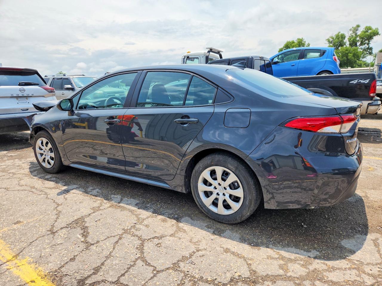 2026 Toyota Corolla Le - zdjęcie 2