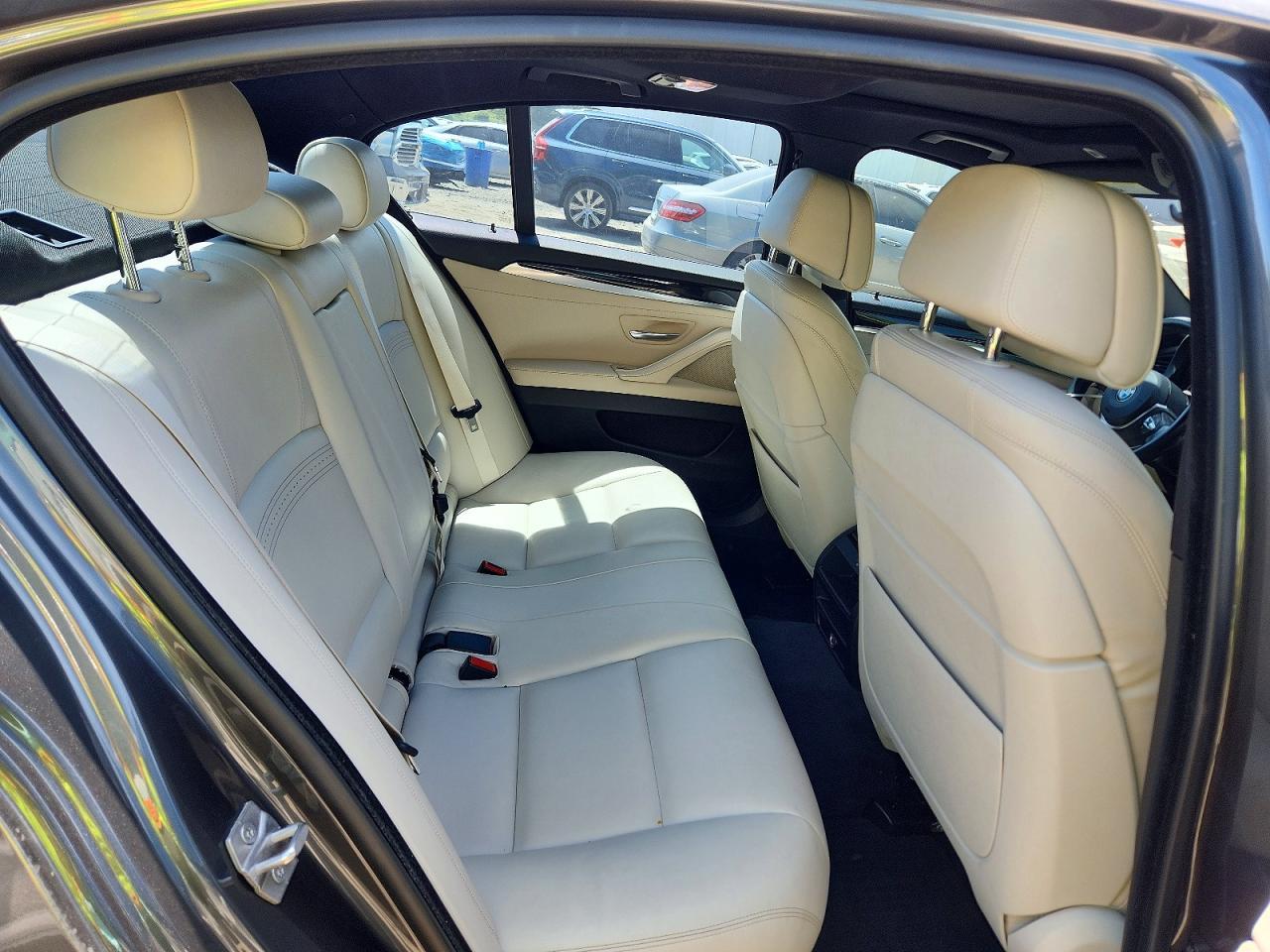 2016 BMW 528 I - zdjęcie 10