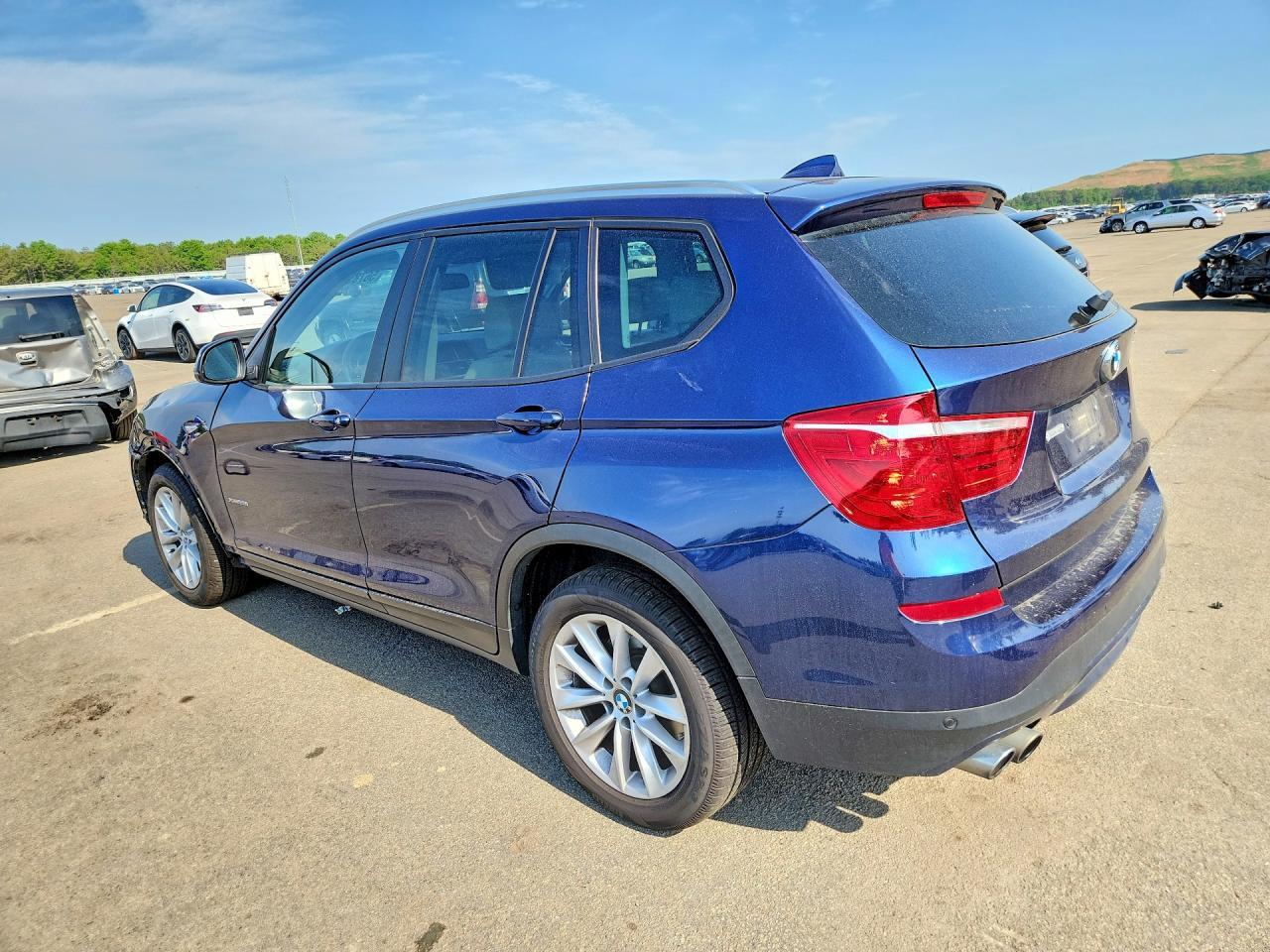 2017 BMW X3 xDrive28I - zdjęcie 2