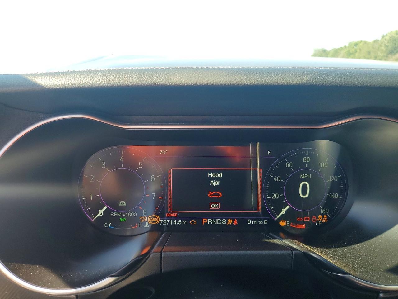 2021 Ford Mustang - zdjęcie 9