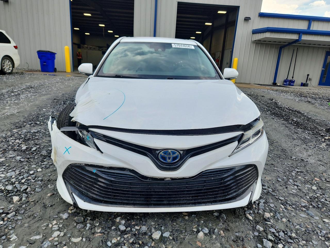 2019 Toyota Camry Hybrid Le - zdjęcie 5