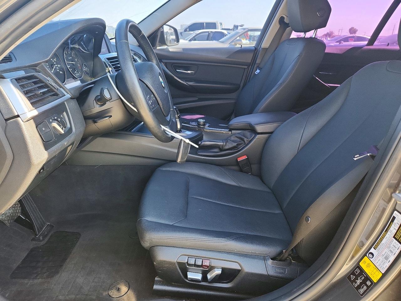 2018 BMW Seria 3 320i - zdjęcie 7