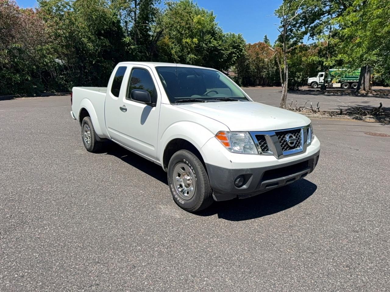 2017 Nissan Frontier S - zdjęcie główne