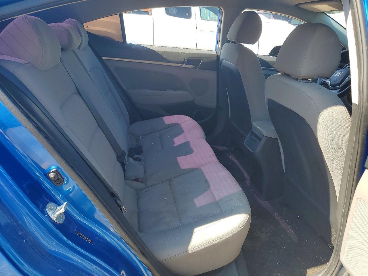 2018 Hyundai Elantra - zdjęcie 10