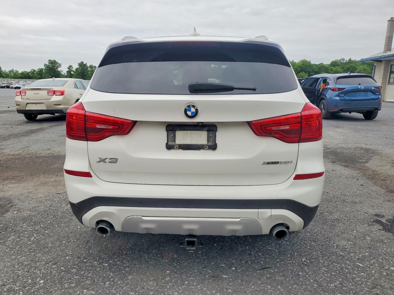 2018 BMW X3 xDrive30I - zdjęcie 6