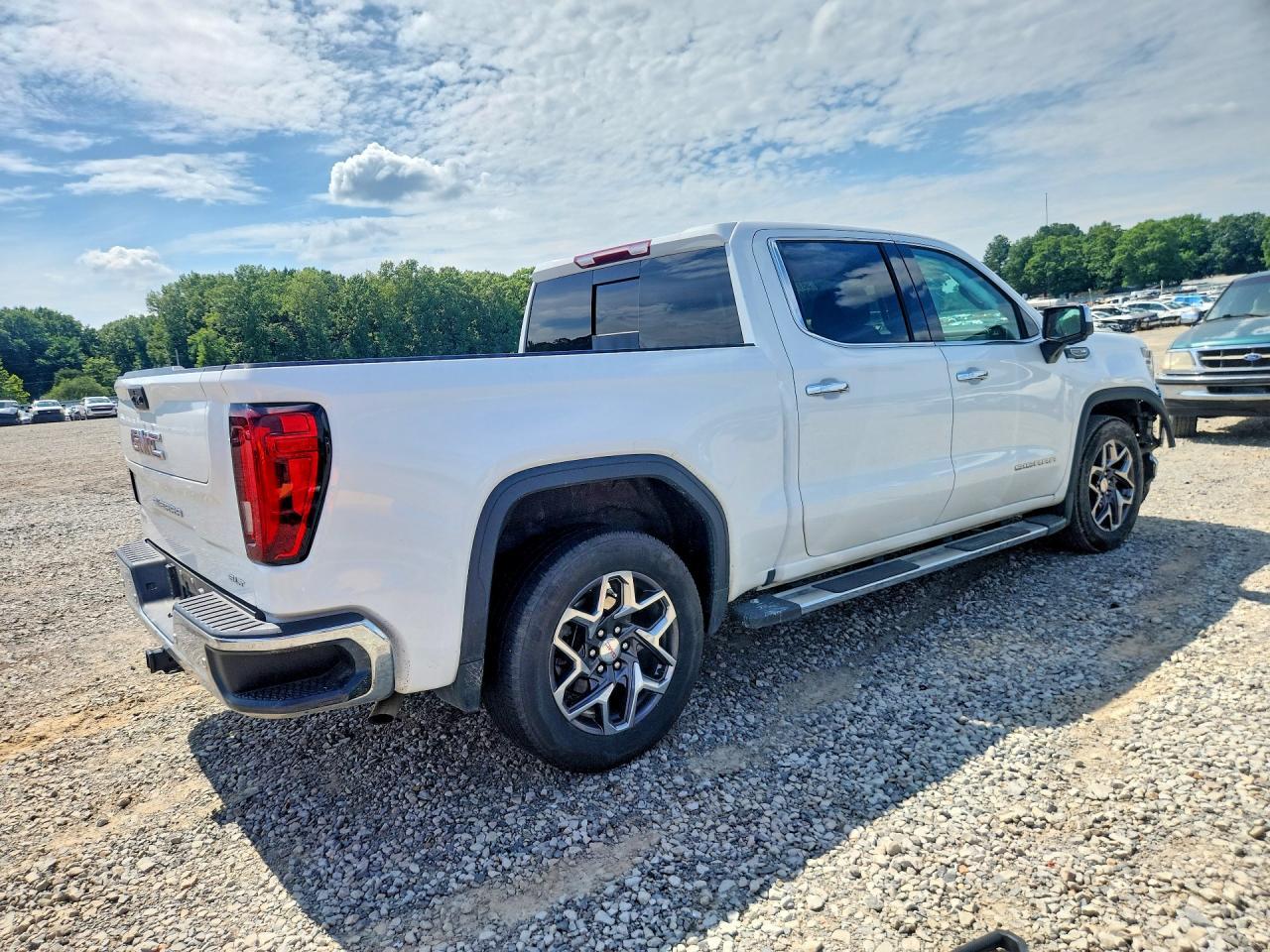 2025 GMC Sierra C1500 Slt - zdjęcie 5