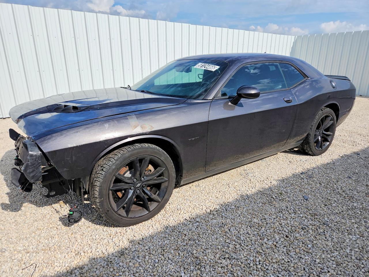 2018 Dodge Challenger R - zdjęcie główne