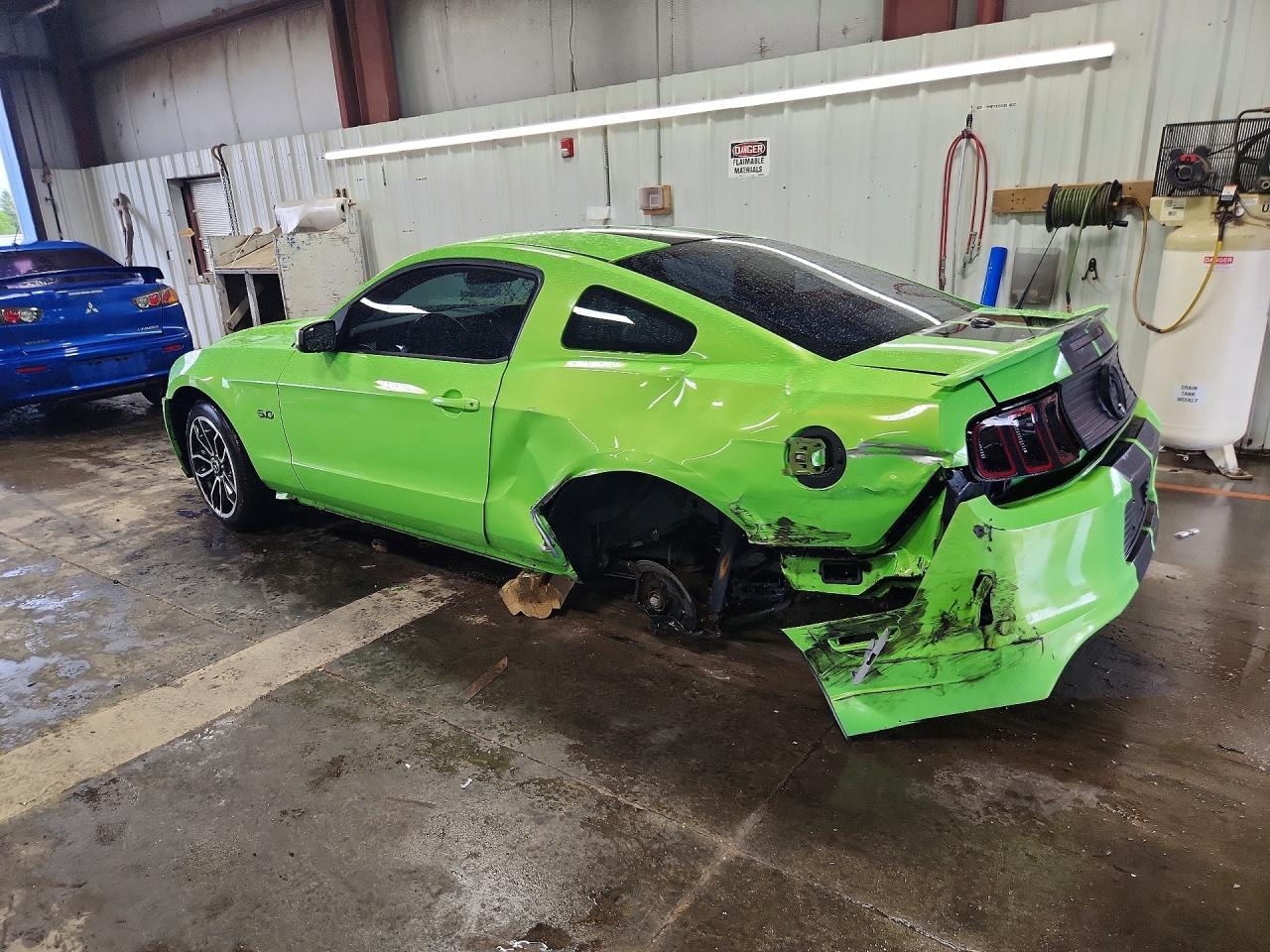 2014 Ford Mustang Gt - zdjęcie 2