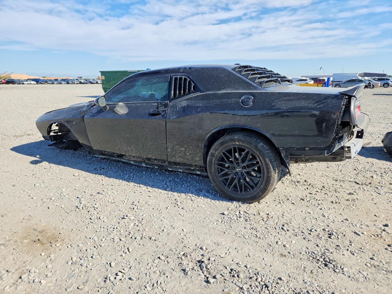 2022 Dodge Challenger Sxt - zdjęcie 2