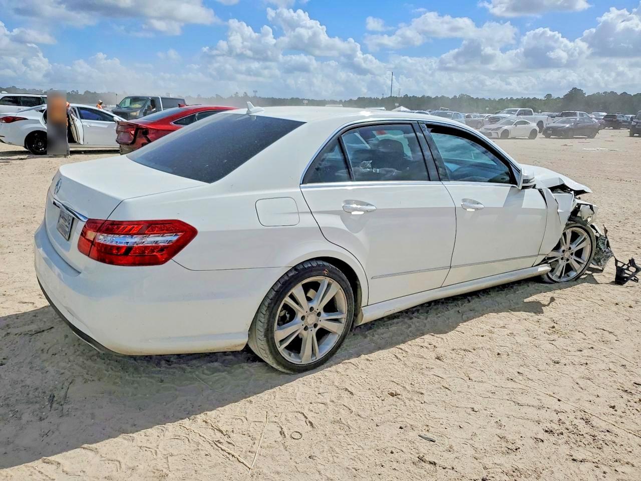 2013 Mercedes-Benz E 350 - zdjęcie 3