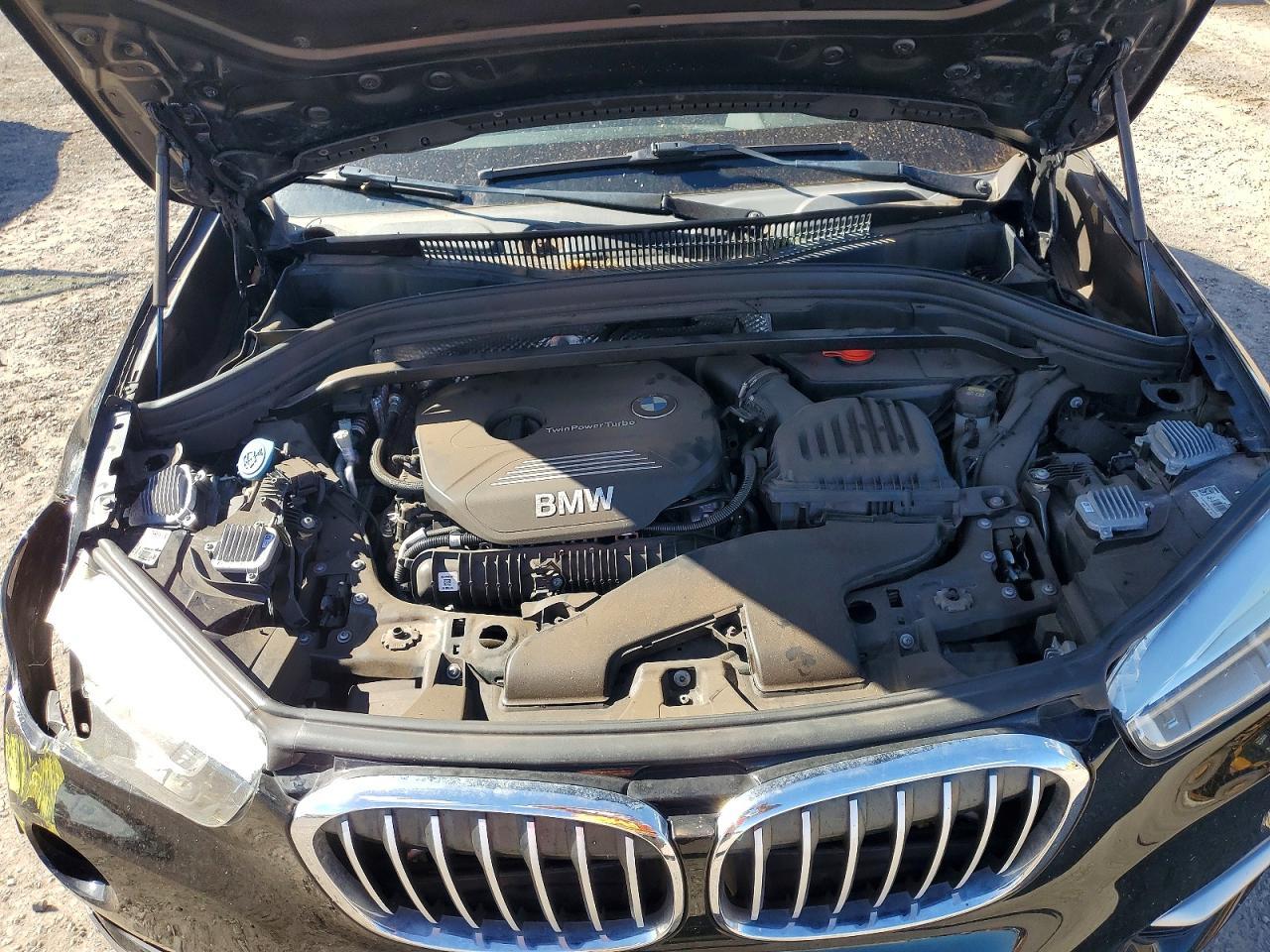 2017 BMW X1 xDrive28I - zdjęcie 12